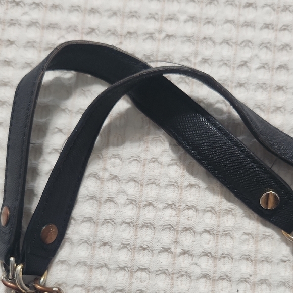 Michael Kors Black Shoulder Bag with Gold Logo and Chain Strap - Picture 6 of 7